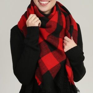 Steve Madden plaid print scarf and wallet set.
